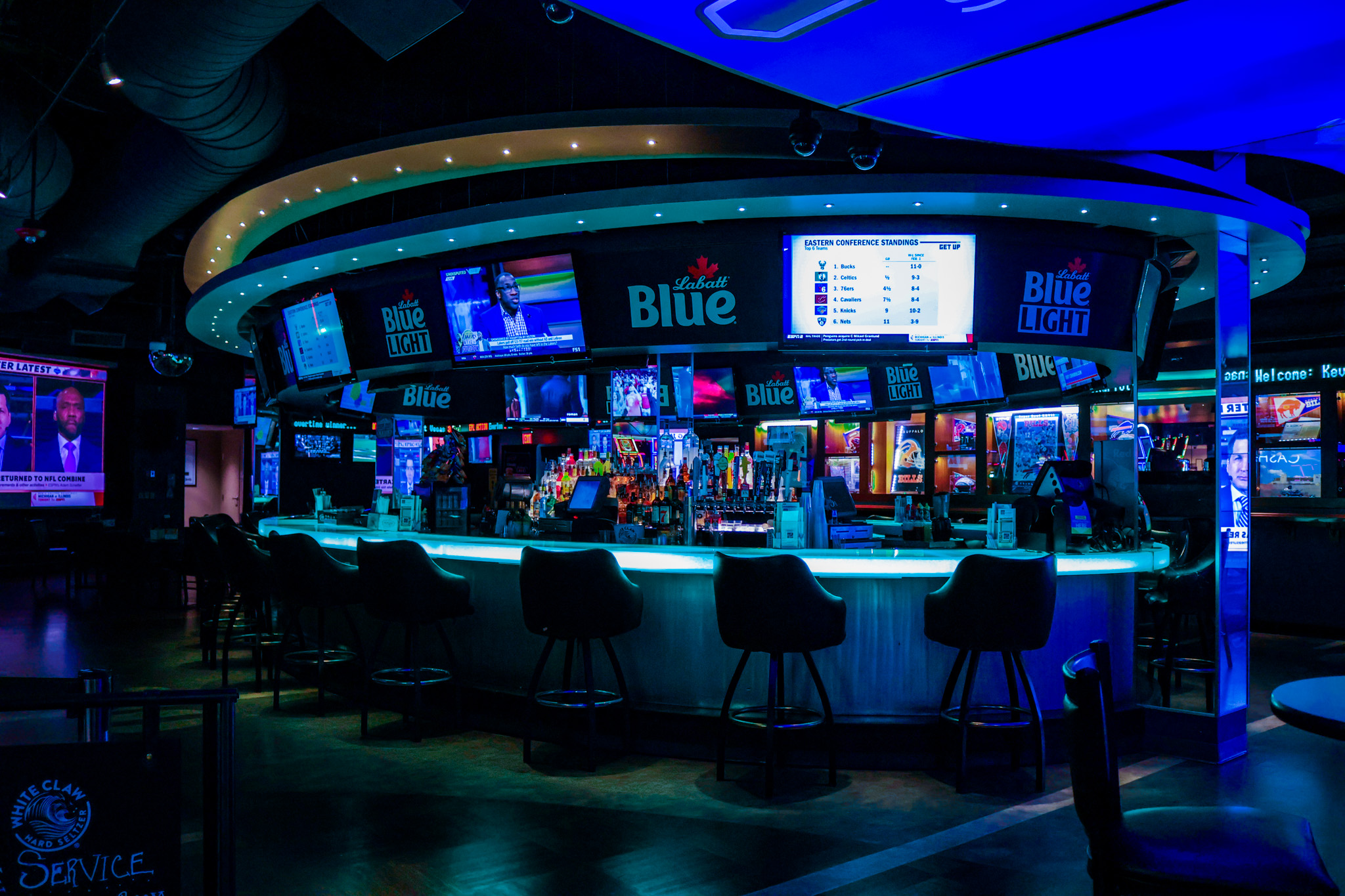 Labatt Blue Zone at 34 Rush | Batavia Downs Gaming & Hotel